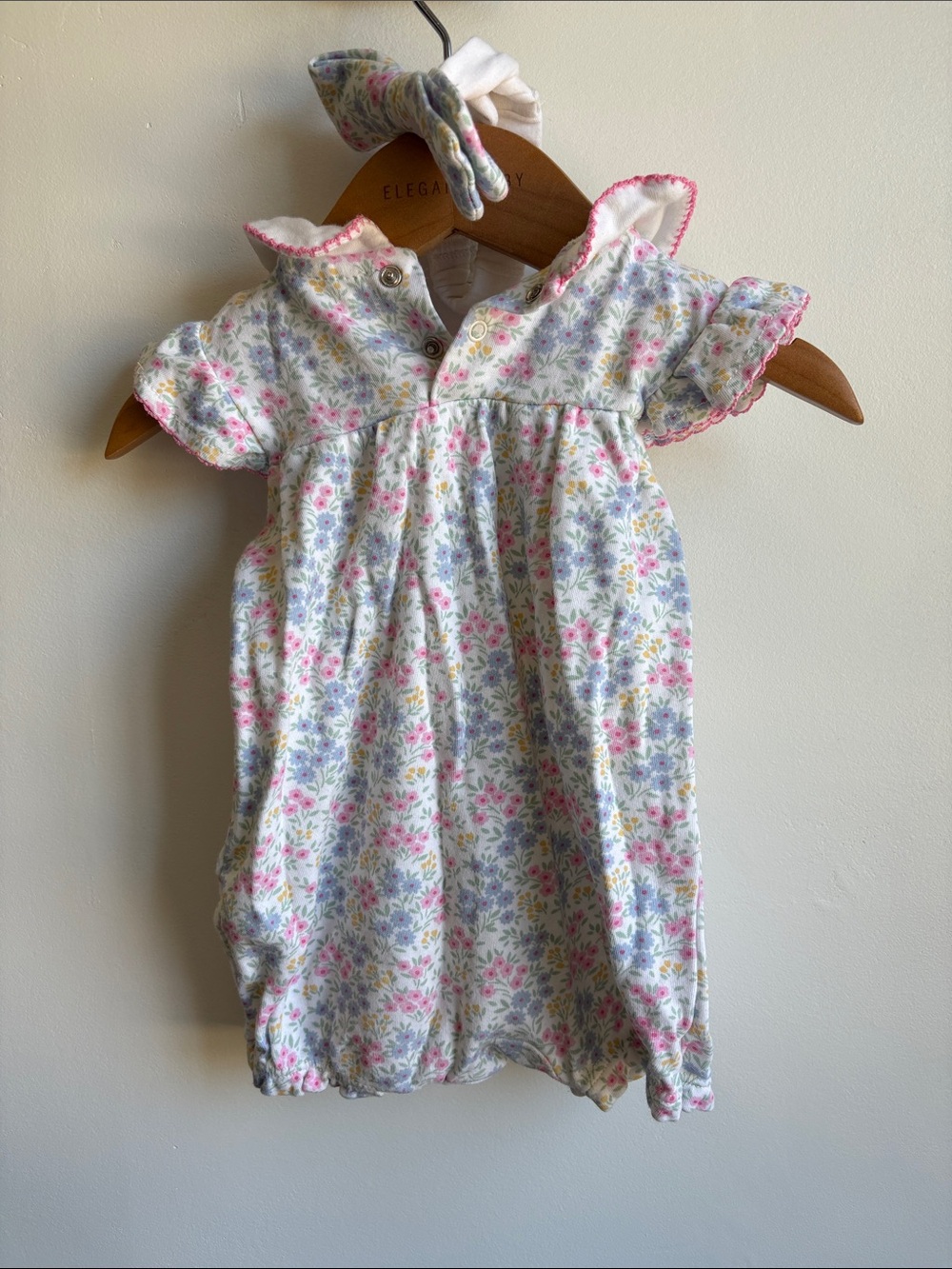 Floral Ruffle Collar Romper - Picture 2 of 5